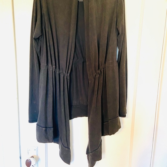 New Balance Yoga Cardigan Bleach Wash Size Large - Picture 2 of 8